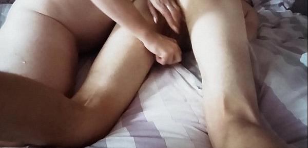  I milking his cock while giving him a prostate massage and squeeze his balls